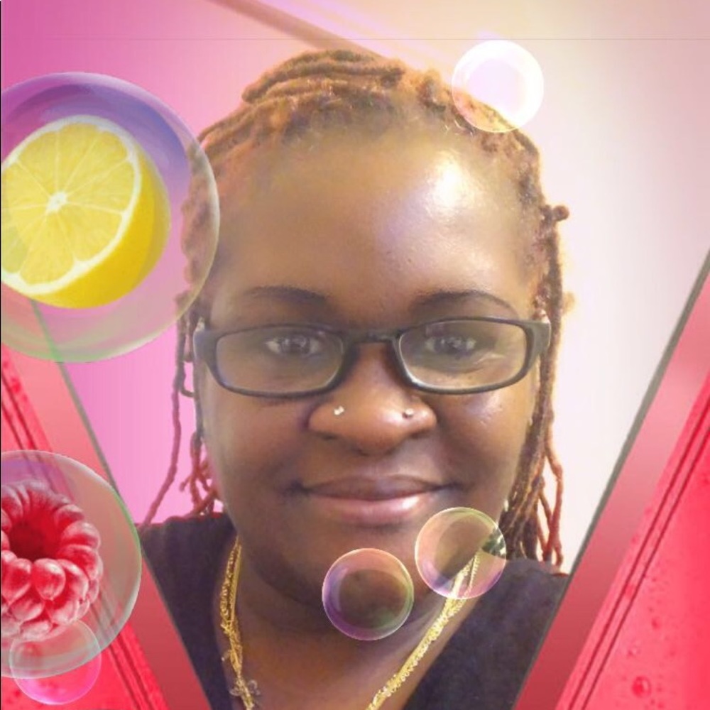 Meet your Posher, Lisa